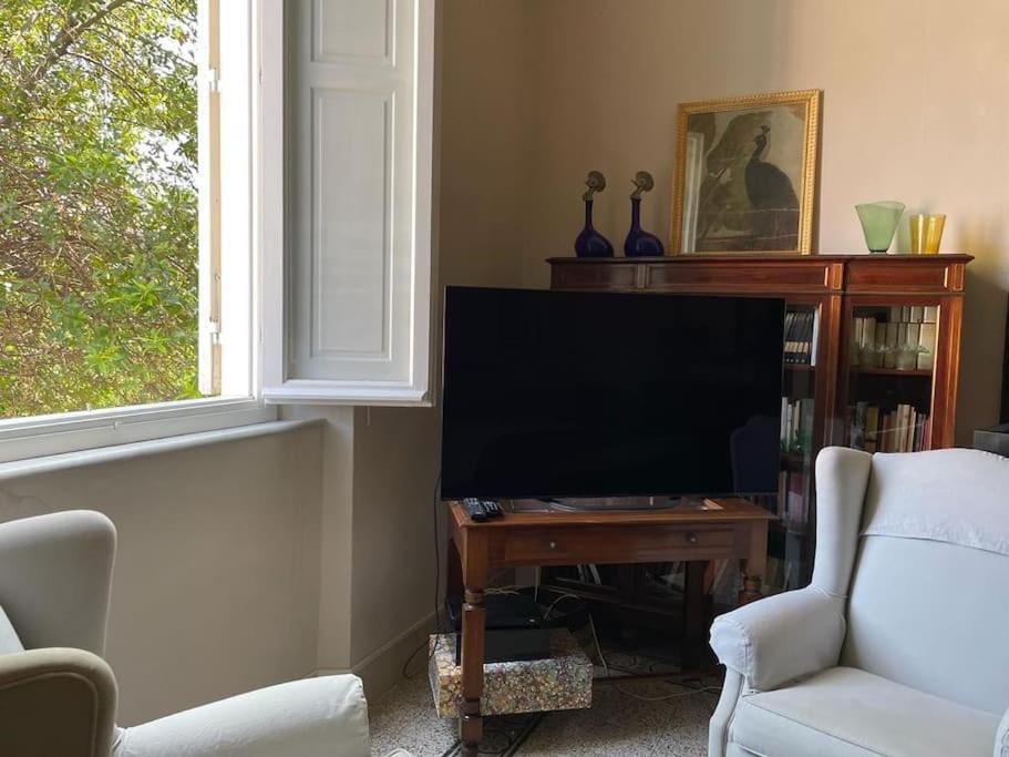 Villa Anselmi - Arteindiretta Livorno Bagian luar foto